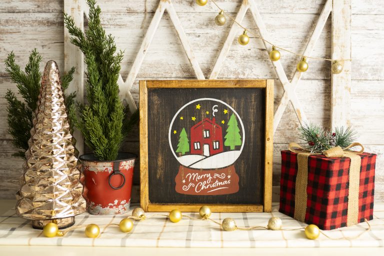 DIY Mini Sign Workshop, Holiday Kickoff, Family Friendly